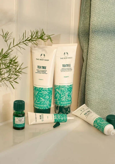 Tea Tree Skin Clearing Daily Scrub